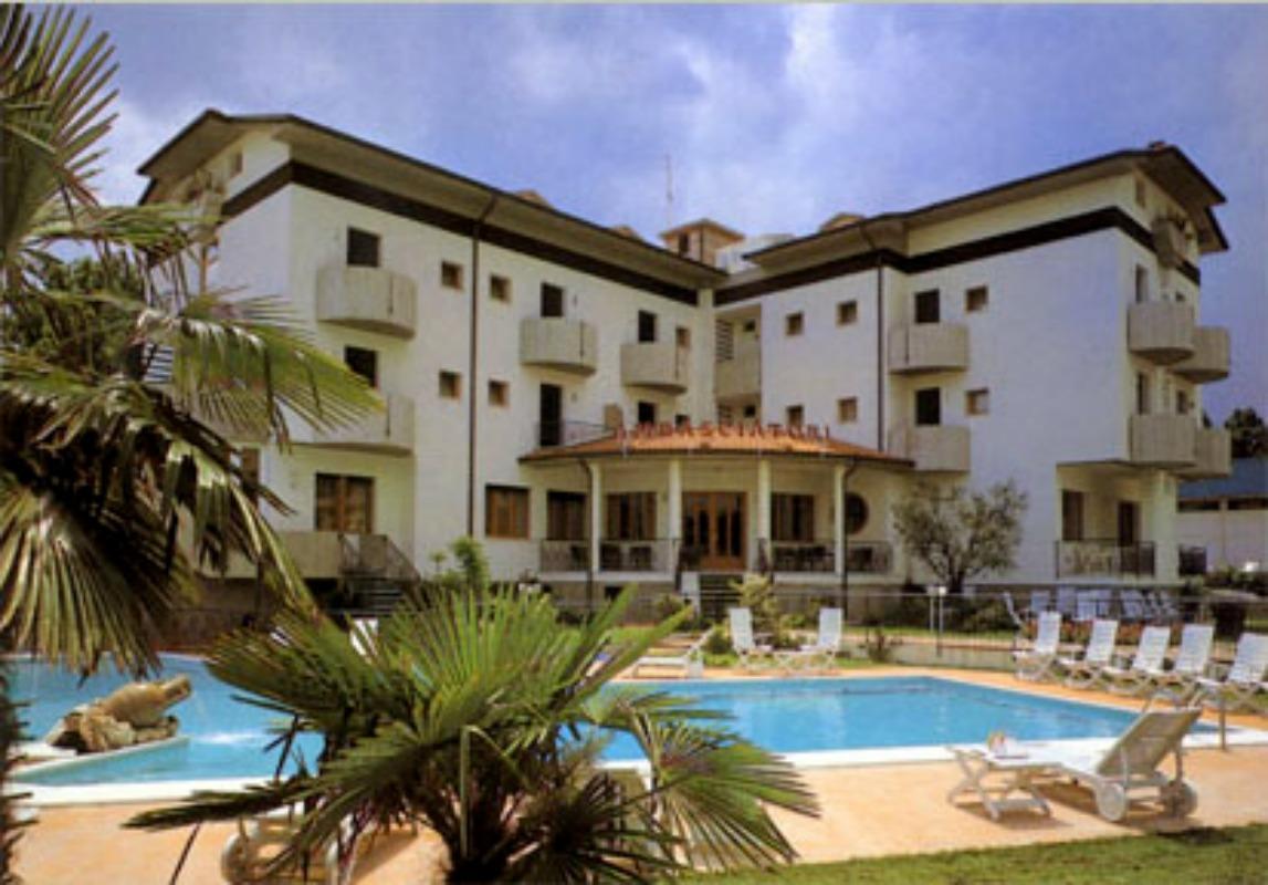 Hotel Ambasciatori Castrocaro Terme Εξωτερικό φωτογραφία